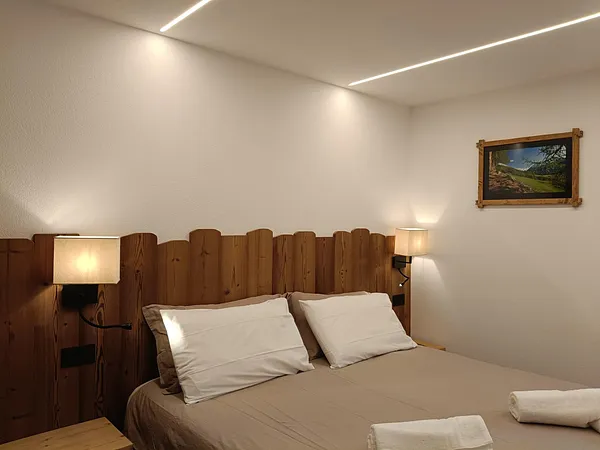 J D 4 Apartment