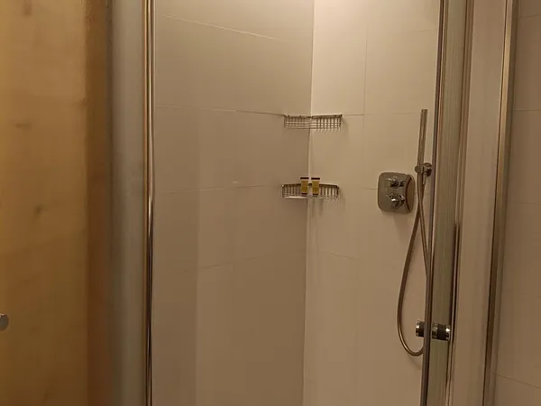 J D 1 Apartment