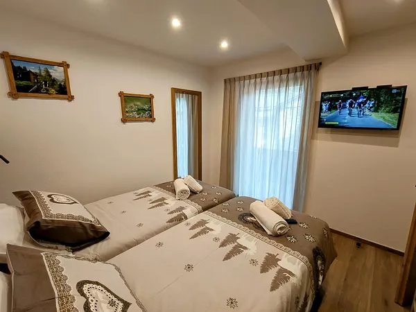 J D 3 Apartment