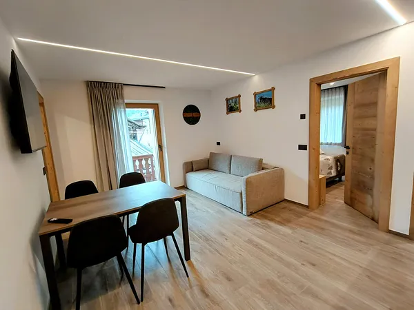 J D 3 Apartment