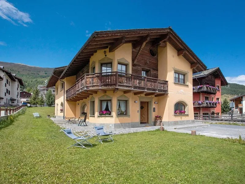 Borch Chalet-0