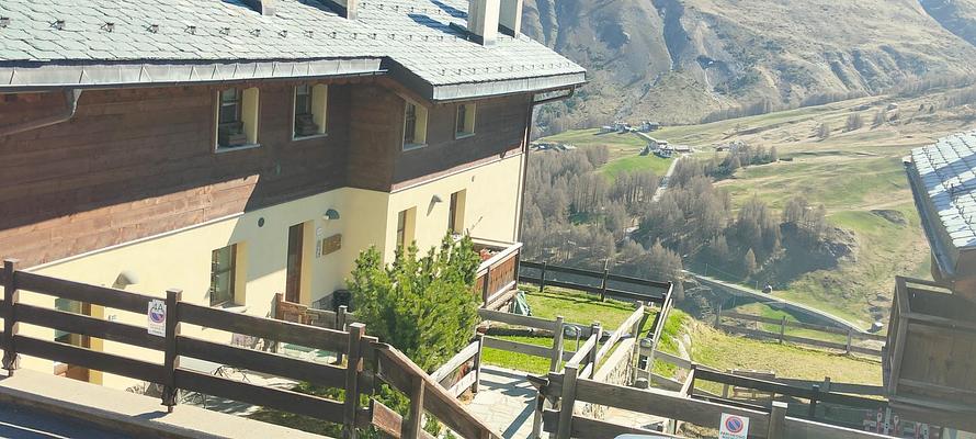 Peakview Mansarda 2123slm