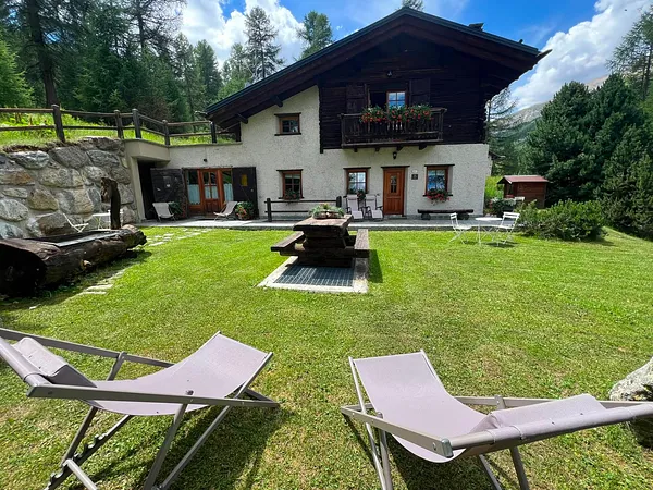 Chalet Elegance