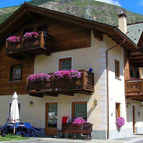 Three-bedroom flat for 3 or 4 people in Via Canton